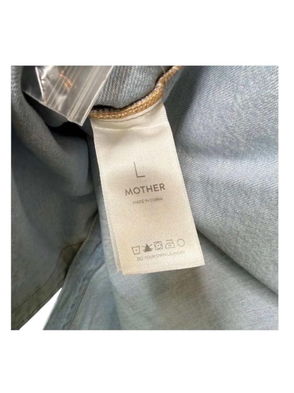 MOTHER Denim The Honor Roll Logo
Embroidered Crop Button-Up Shirt Large - Picture 5 of 6